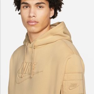 NIKES MENS FLEECE PULL OVER HOODIE (BRAND NEW)